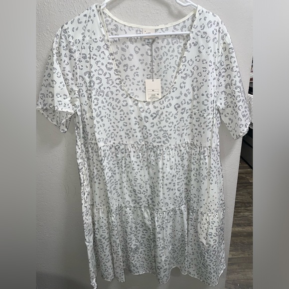 White/Gray Summer Dress - Picture 2 of 3